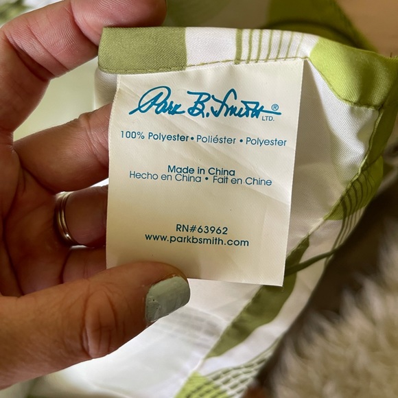 Green Circle Pattern Shower Curtain - Picture 6 of 8